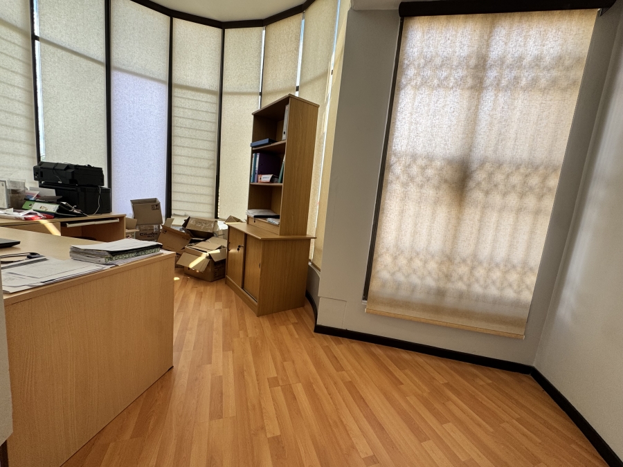 4 Bedroom Property for Sale in Wilkoppies North West